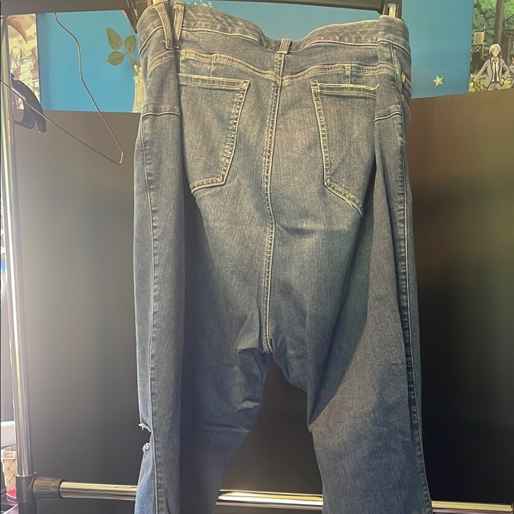 Torrid size 28Tall bombshell skinny Blue Jeans - Picture 6 of 6